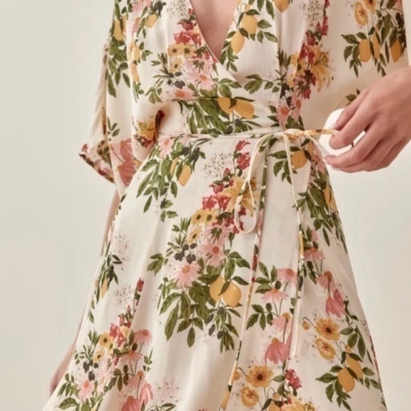 NWT Reformation Karen Midi Wrap Dress size XS - Picture 2 of 8
